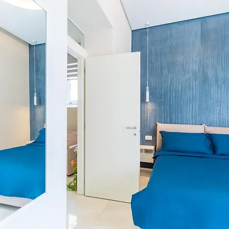 Lo Zaffiro Centro Storico * Napels