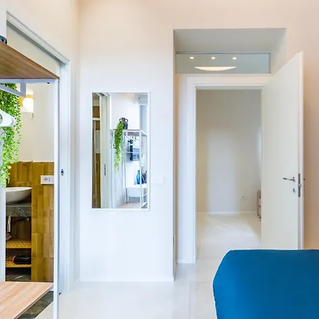 Lo Zaffiro Centro Storico נאפולי